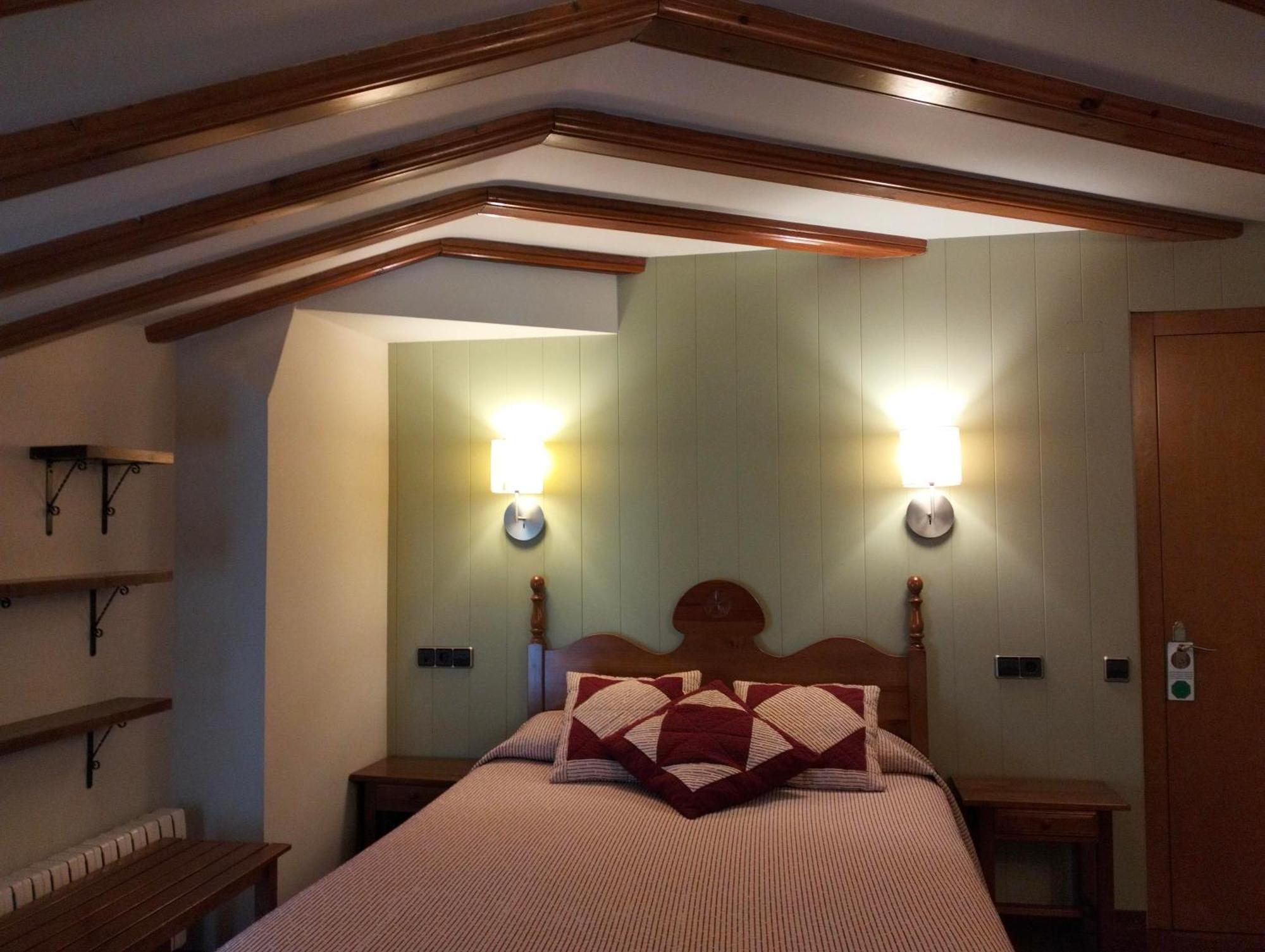 בנאסקה Hotel Aragueells מראה חיצוני תמונה