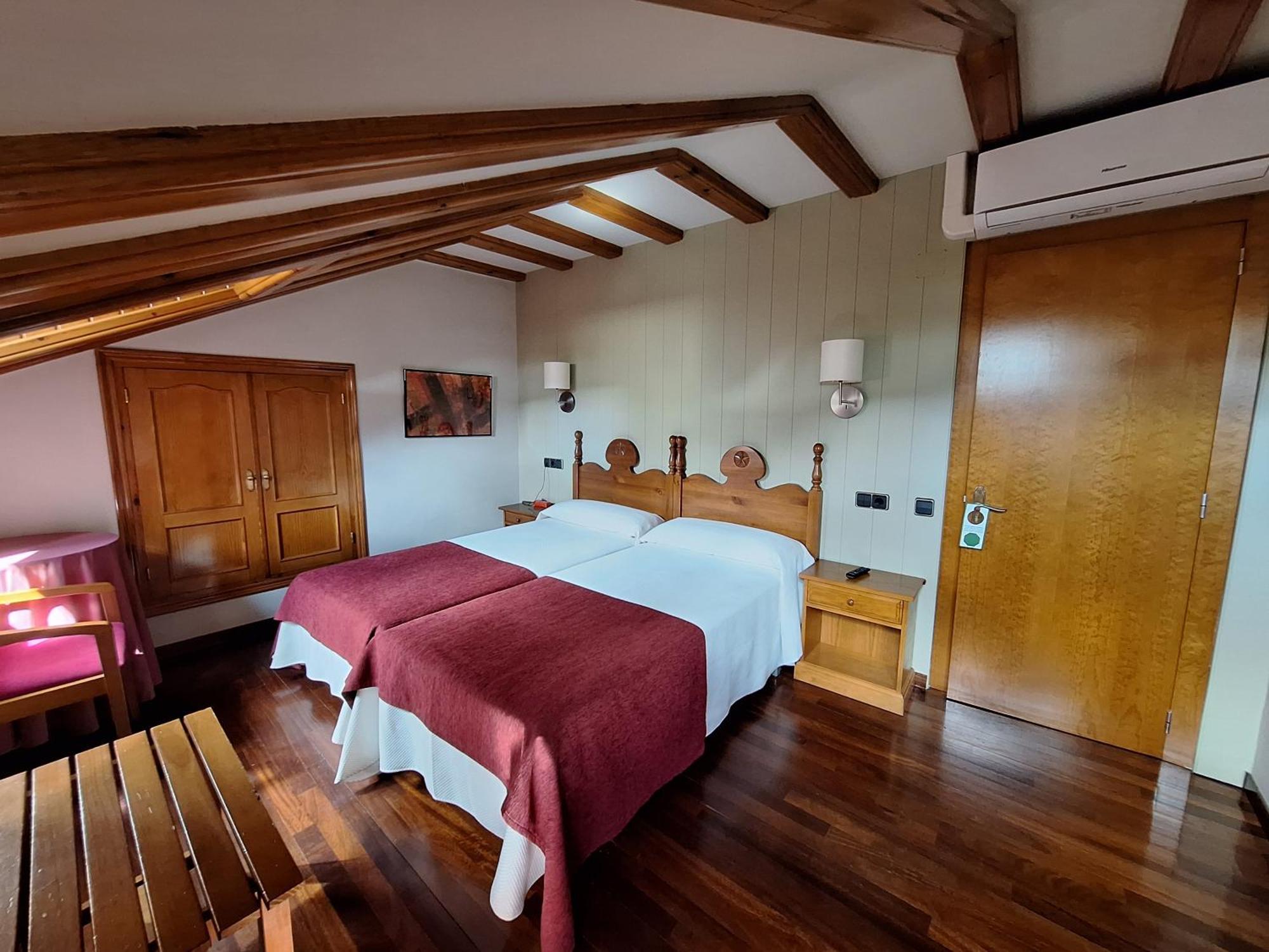 בנאסקה Hotel Aragueells מראה חיצוני תמונה