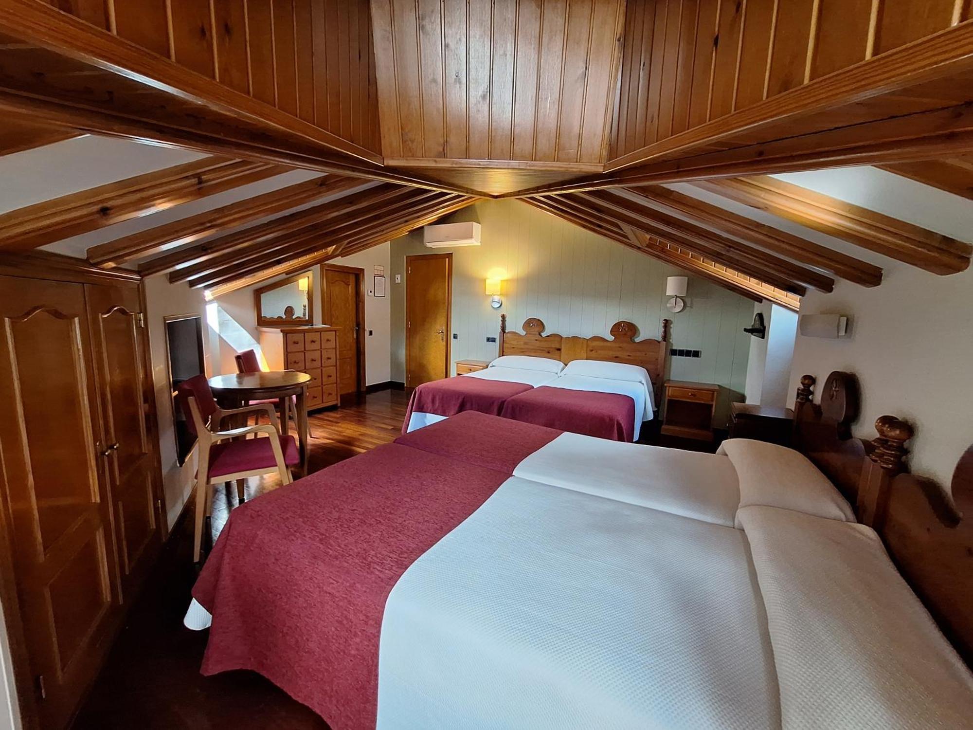 בנאסקה Hotel Aragueells מראה חיצוני תמונה