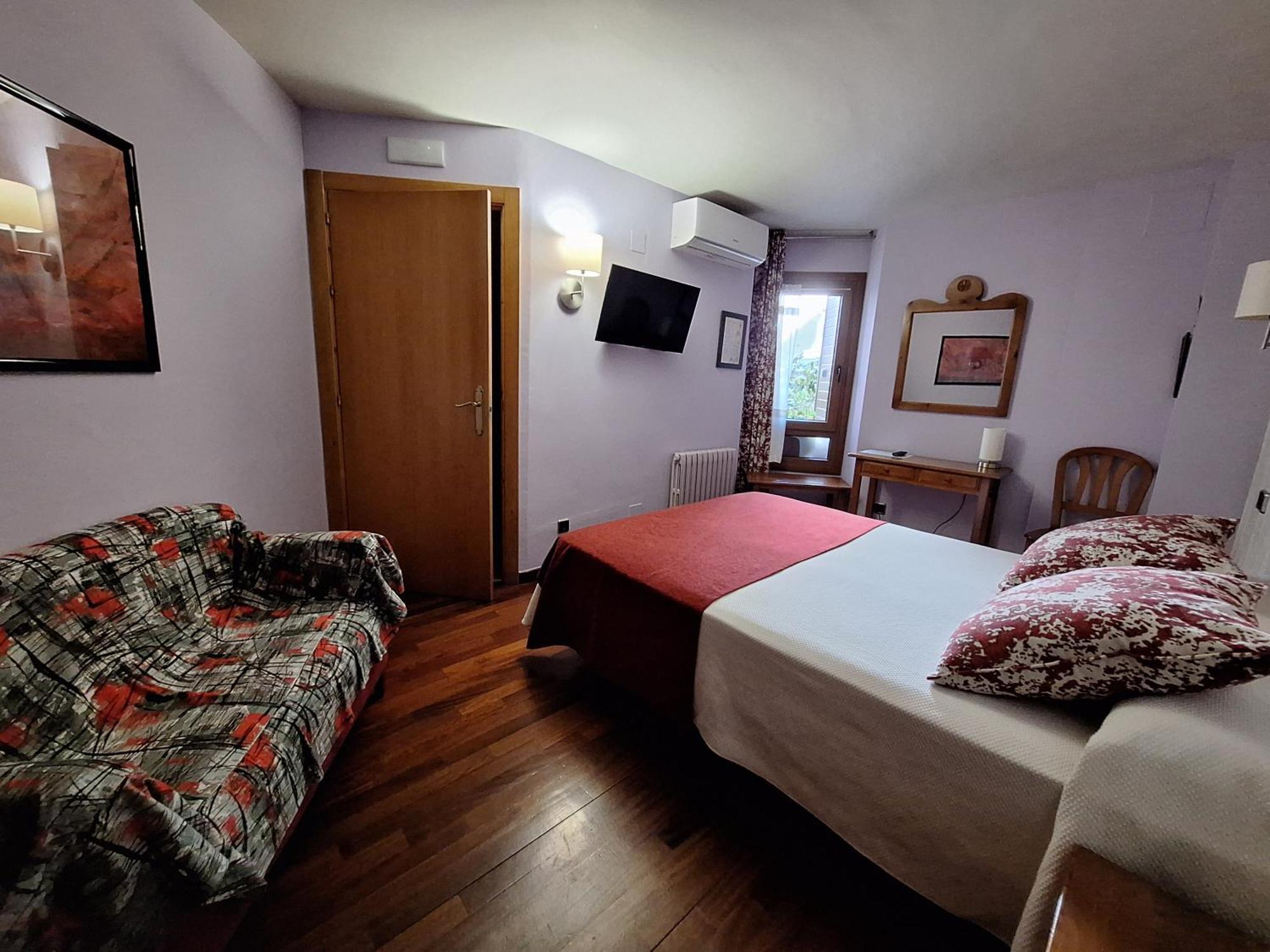 בנאסקה Hotel Aragueells מראה חיצוני תמונה