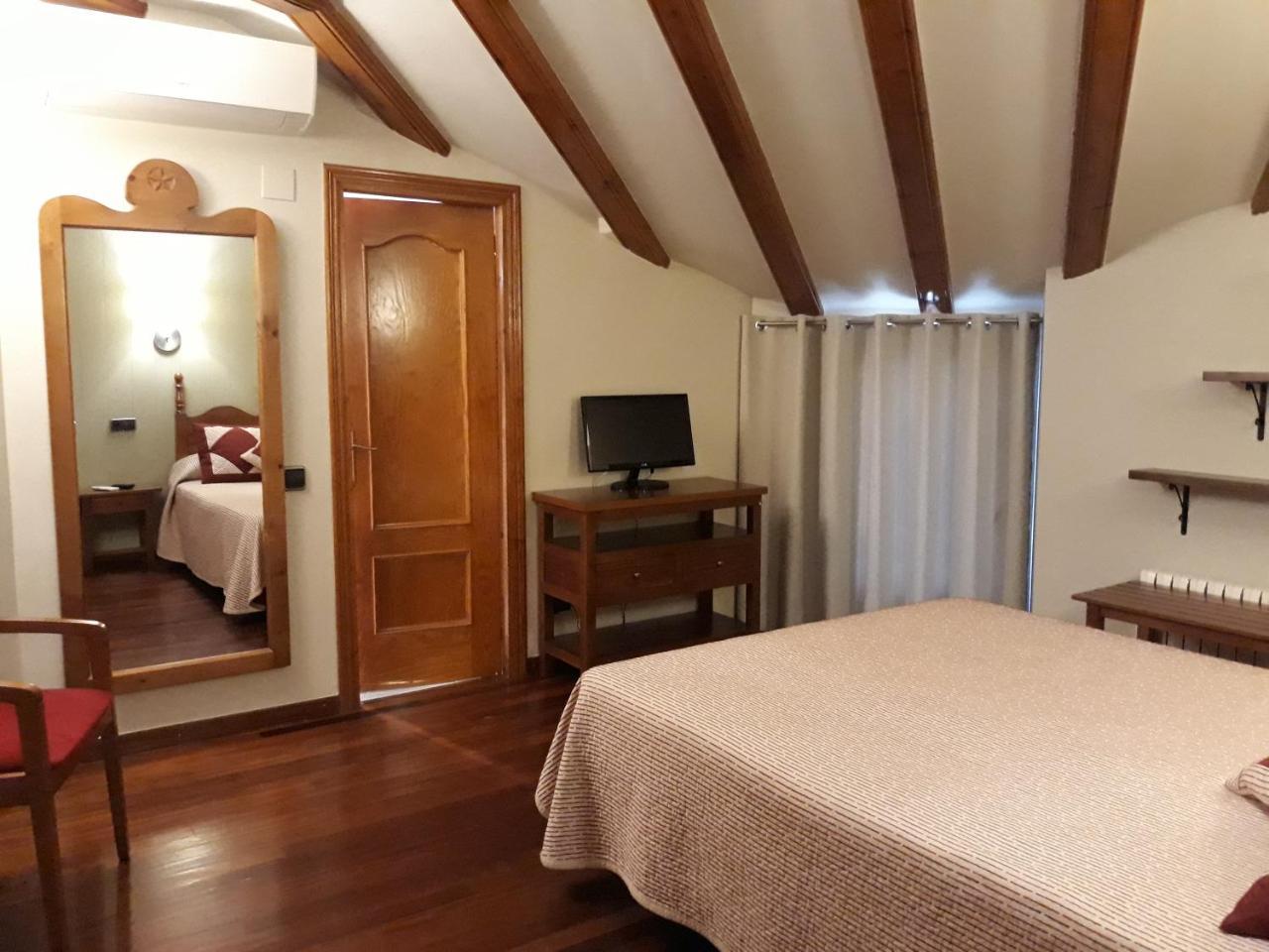 בנאסקה Hotel Aragueells מראה חיצוני תמונה